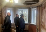 Константин Жиляков занялся опасным домом на улице Гурьянова