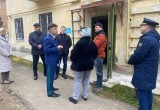 Константин Жиляков занялся опасным домом на улице Гурьянова