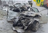 Массовое ДТП из-за заноса на трассе: 4 человека погибли и 2 пострадали