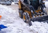 Уборку снега в Калуге ведут практически без остановок