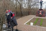 В Калуге приводят в порядок воинские мемориалы