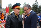 Глава Калуги Дмитрий Денисов принял участие в церемонии на площади Победы 9 мая 