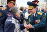 Глава Калуги Дмитрий Денисов принял участие в церемонии на площади Победы 9 мая 