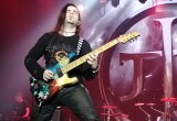 Экс-участник групп Deep Purple и Rainbow Джо Линн Тернер выступил в Калуге на закрытии фестиваля "Мир гитары"
