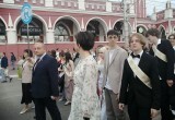 В Калуге прошло шествие выпускников 2026