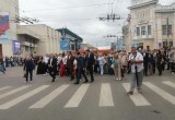 В Калуге прошло шествие выпускников 2026