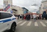 В Калуге прошло шествие выпускников 2026