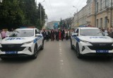 В Калуге прошло шествие выпускников 2026