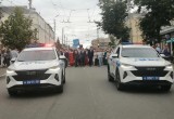 В Калуге прошло шествие выпускников 2026