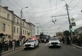 В Калуге прошло шествие выпускников 2026