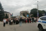 В Калуге прошло шествие выпускников 2026