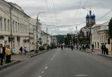 В Калуге прошло шествие выпускников 2026