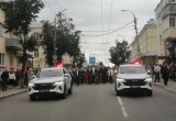 В Калуге прошло шествие выпускников 2026