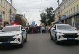 В Калуге прошло шествие выпускников 2026