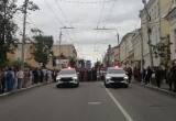 В Калуге прошло шествие выпускников 2026