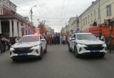 В Калуге прошло шествие выпускников 2026