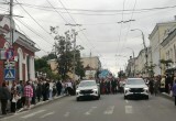 В Калуге прошло шествие выпускников 2026