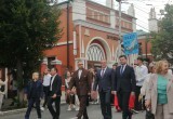 В Калуге прошло шествие выпускников 2026
