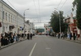 В Калуге прошло шествие выпускников 2026