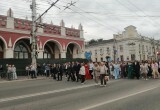 В Калуге прошло шествие выпускников 2026