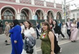 В Калуге прошло шествие выпускников 2026