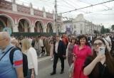 В Калуге прошло шествие выпускников 2026