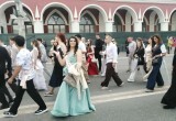 В Калуге прошло шествие выпускников 2026