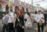 В Калуге прошло шествие выпускников 2026