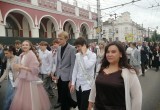 В Калуге прошло шествие выпускников 2026