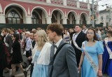 В Калуге прошло шествие выпускников 2026