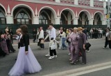 В Калуге прошло шествие выпускников 2026