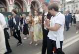В Калуге прошло шествие выпускников 2026