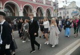 В Калуге прошло шествие выпускников 2026