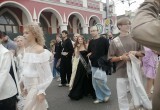 В Калуге прошло шествие выпускников 2026