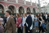 В Калуге прошло шествие выпускников 2026