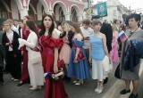 В Калуге прошло шествие выпускников 2026