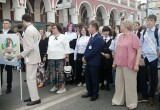 В Калуге прошло шествие выпускников 2026