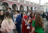 В Калуге прошло шествие выпускников 2026