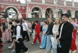 В Калуге прошло шествие выпускников 2026