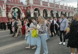 В Калуге прошло шествие выпускников 2026