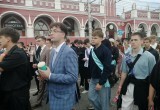 В Калуге прошло шествие выпускников 2026