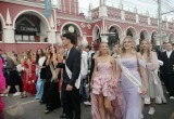 В Калуге прошло шествие выпускников 2026