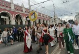 В Калуге прошло шествие выпускников 2026