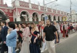 В Калуге прошло шествие выпускников 2026