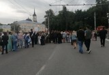 В Калуге прошло шествие выпускников 2026