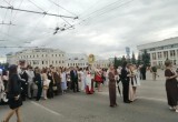 В Калуге прошло шествие выпускников 2026