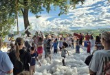 Веселье в пене: в Калужском парке отметили День семьи