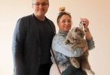 Кот стал первым новосёлом: калужанам вручили ключи от новых квартир