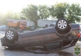 В Калуге подросток угнал машину из автосервиса и перевернулся на набережной