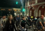 Сотни велосипедистов проехали по ночной Калуге в рамках "Велоночи" 2026